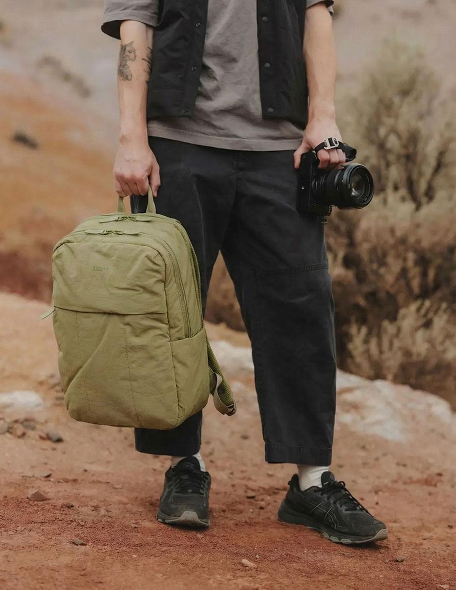 Mochila casual para hombre 9