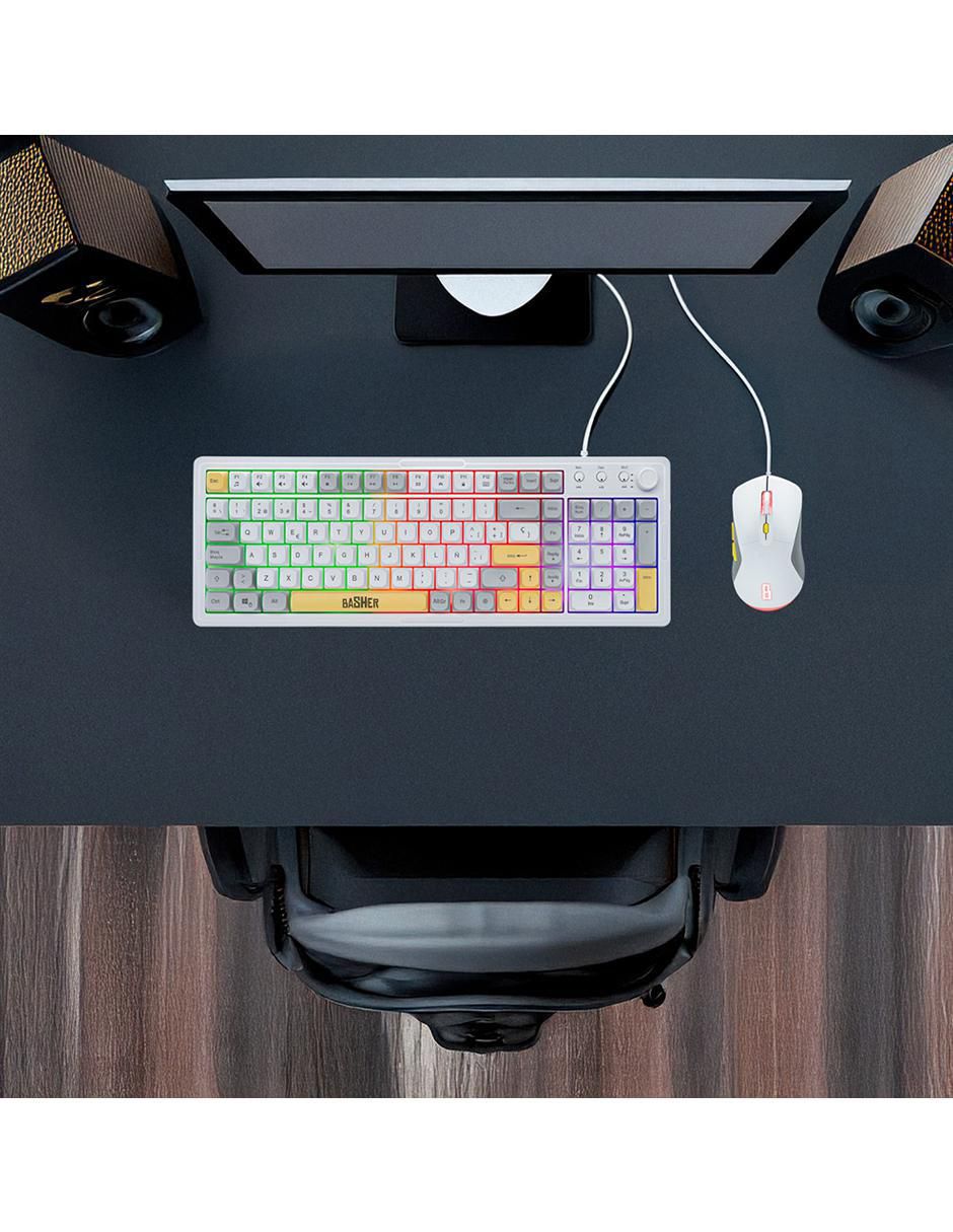 Teclado gamer alámbrico BASH-6000