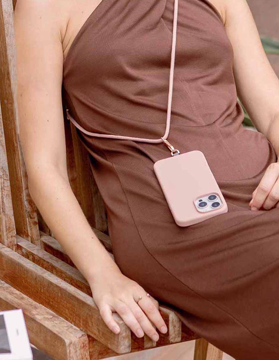 Funda para Apple Crème MagClick de silicón 2