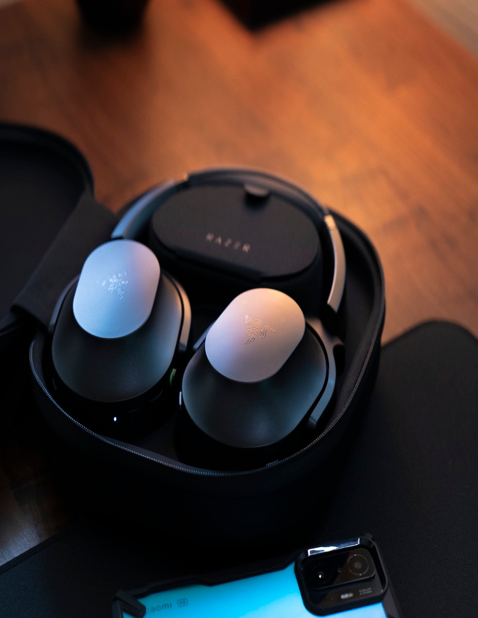 Audífonos gamer razer alámbrica e inalámbrica barracuda pro